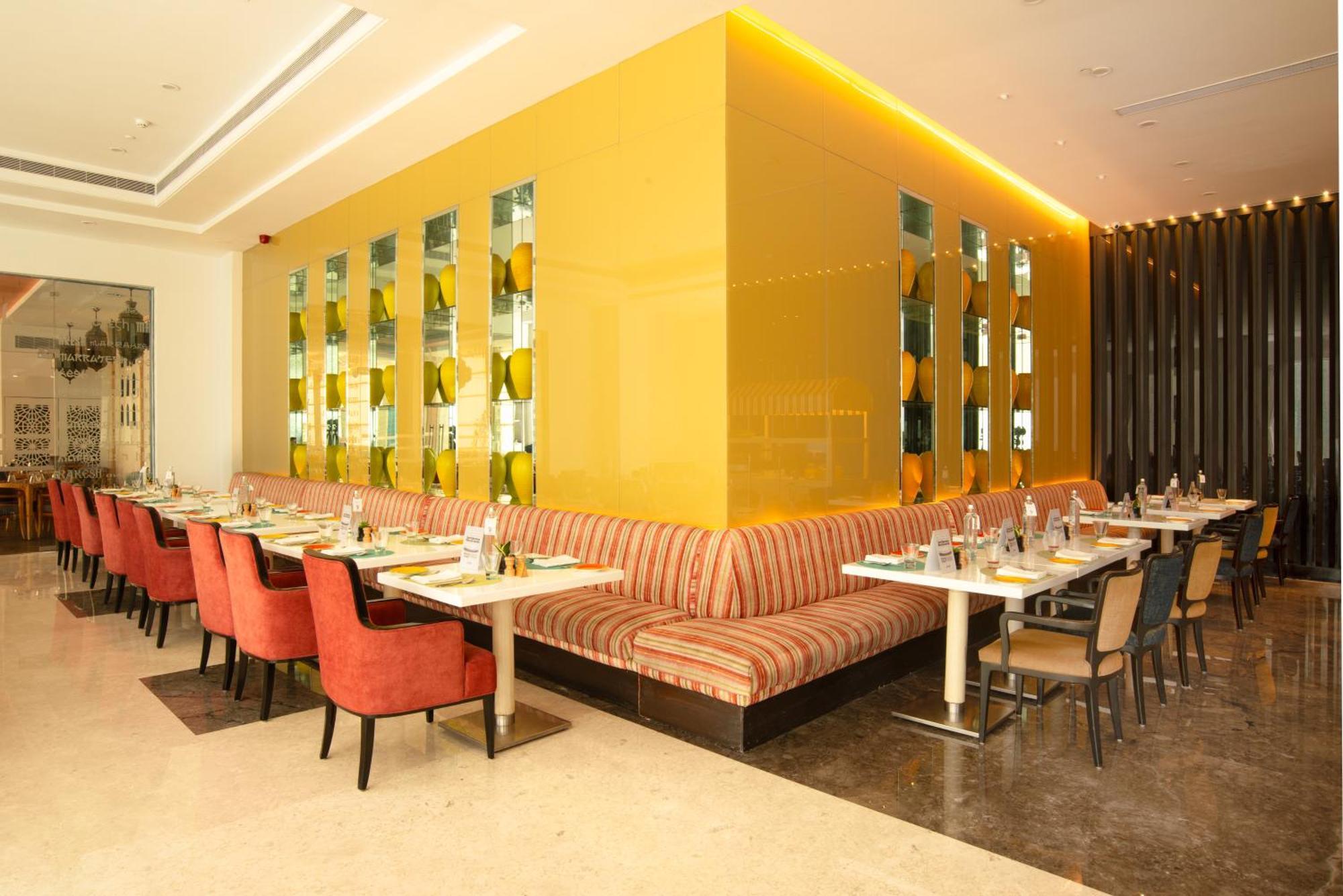 Radisson Blu Bengaluru Outer Ring Road Hotel Exterior photo