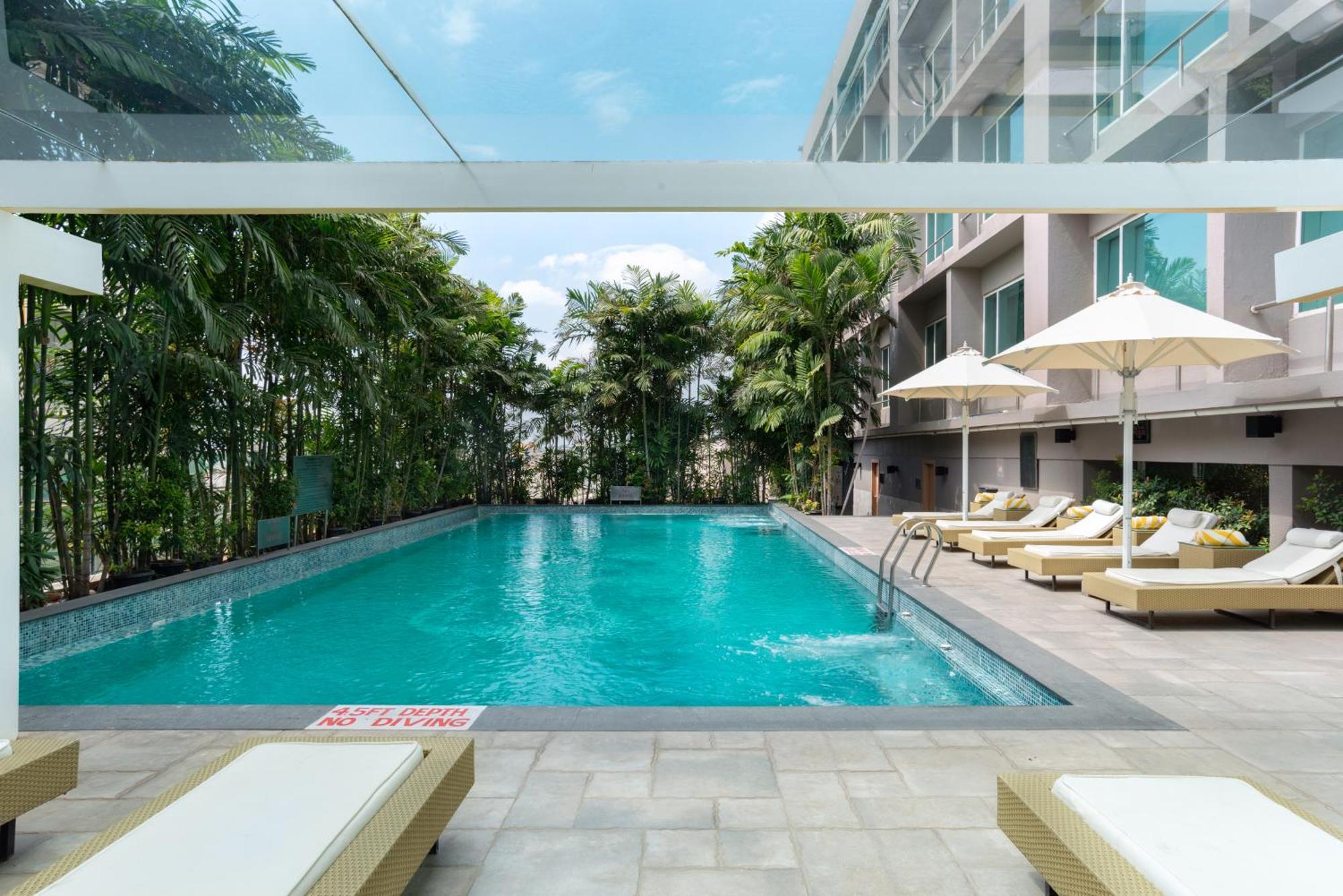 Radisson Blu Bengaluru Outer Ring Road Hotel Exterior photo