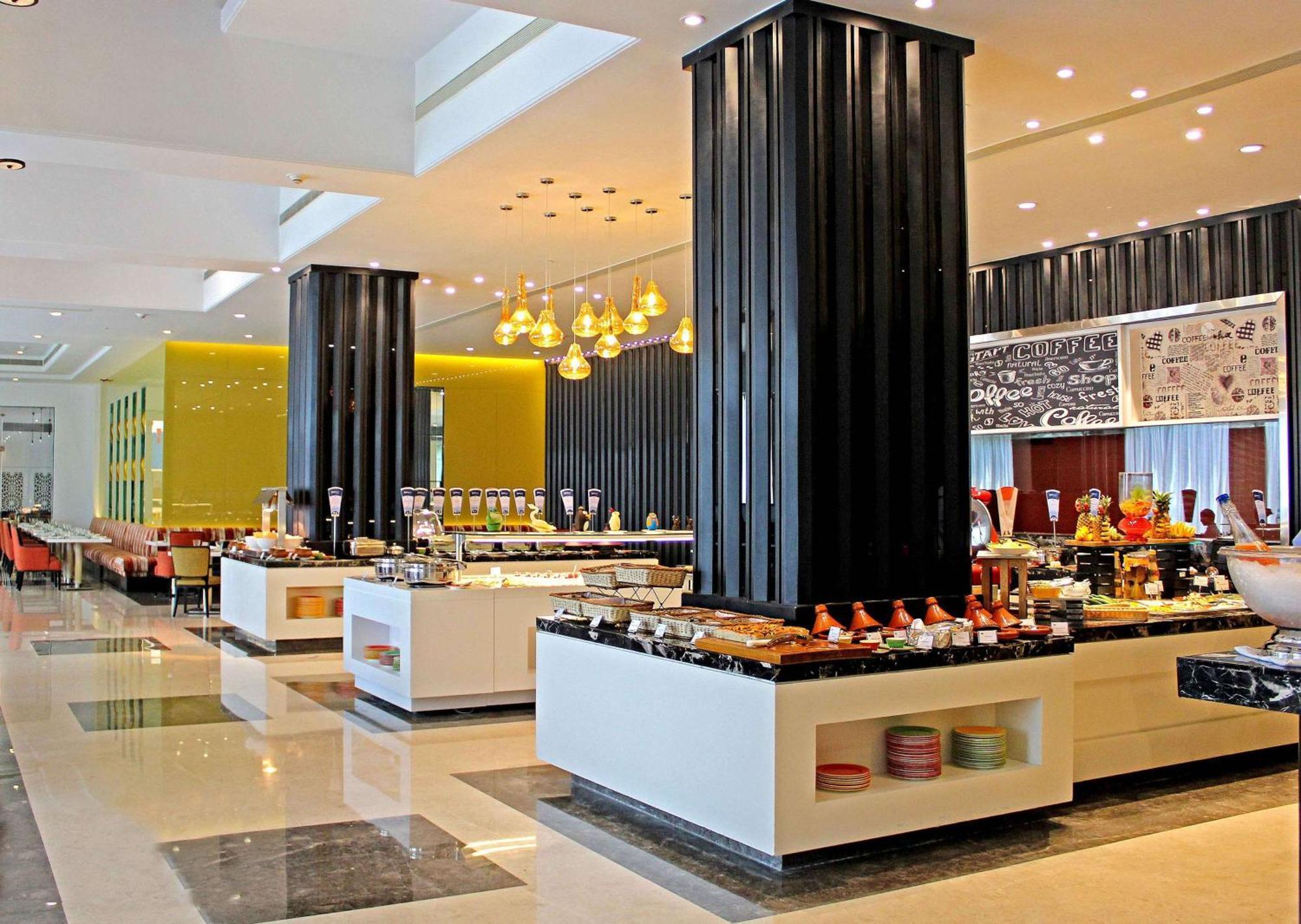 Radisson Blu Bengaluru Outer Ring Road Hotel Exterior photo