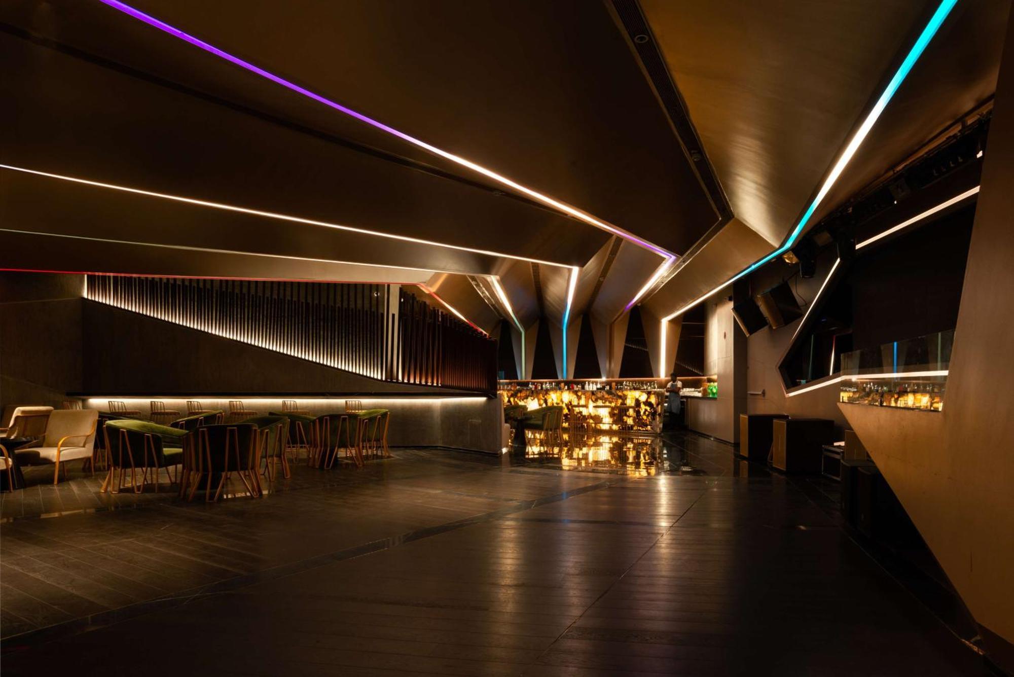 Radisson Blu Bengaluru Outer Ring Road Hotel Exterior photo