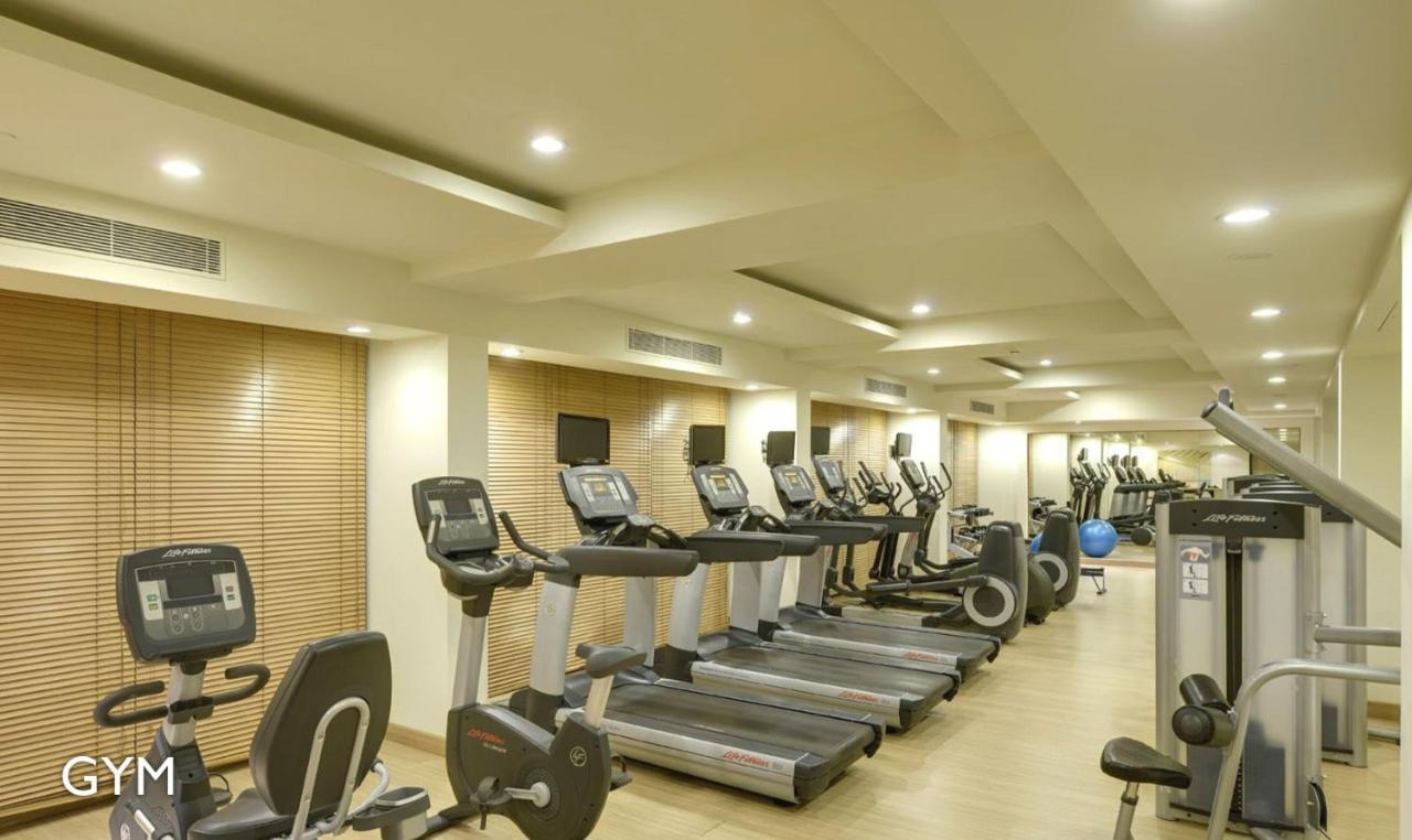 Radisson Blu Bengaluru Outer Ring Road Hotel Exterior photo